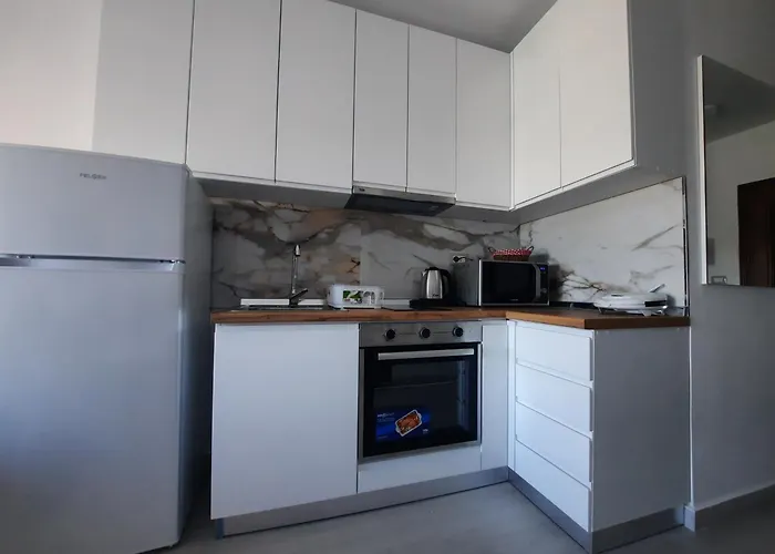 Apartamento 37 Golem (Tirana)