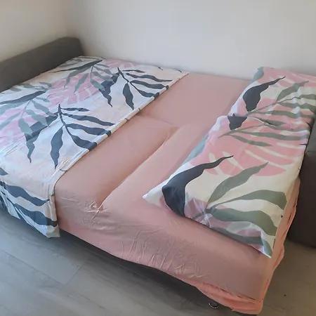 37 * Golem (Tirana)