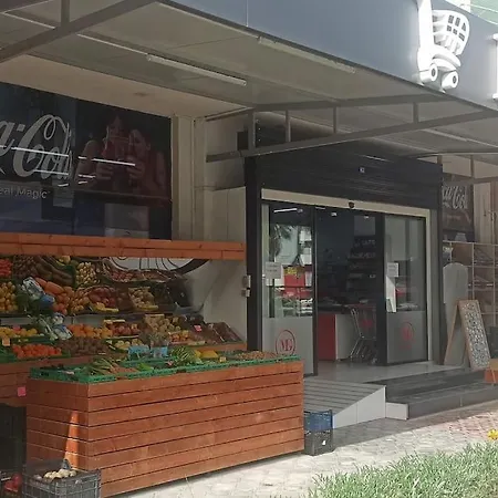 37 Apartment Golem (Tirana)